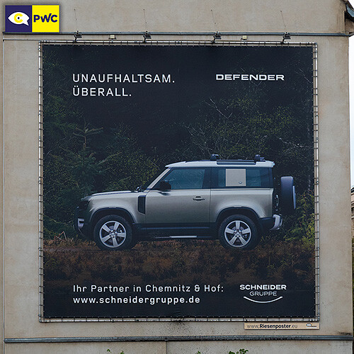 Plakatwerbung-Chemnitz-Außenwerbung-HARTI-Schneider-Gruppe-JEEP-Defender