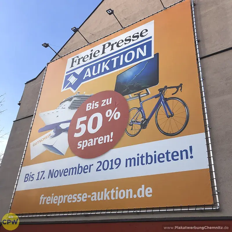 Freie Presse - Riesenposter am 64 qm großen Außenwerbestandort CLAUSI in Chemnitz