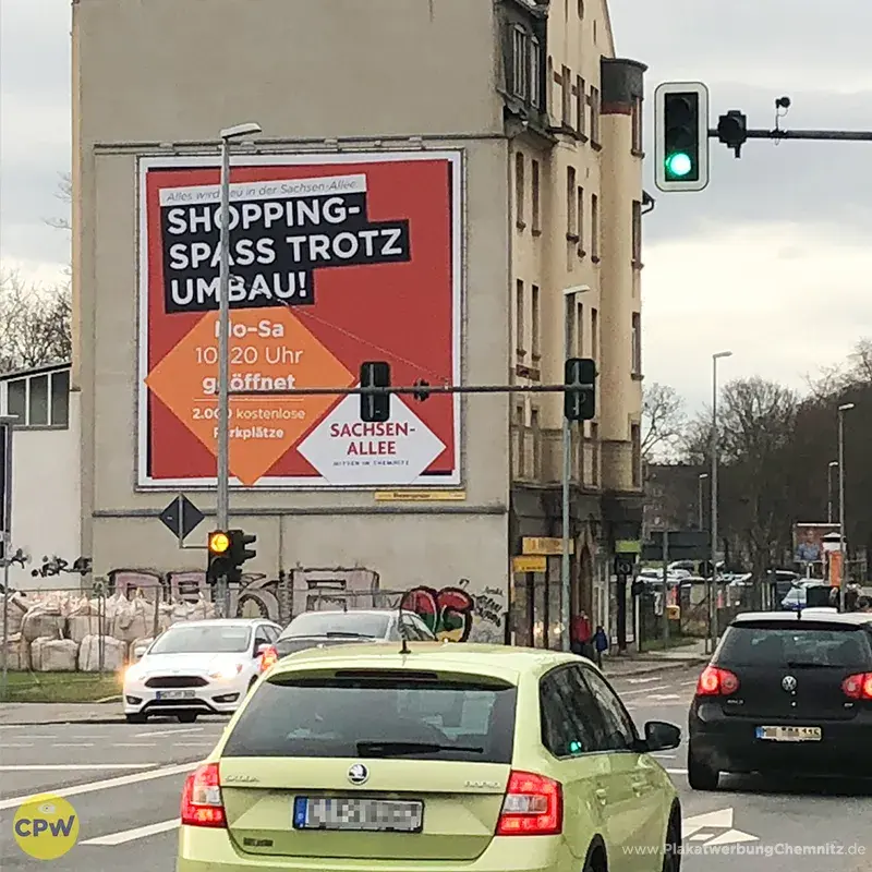 Sachsen-Allee - Riesenposter am 81 qm großen Außenwerbestandort HARTI in Chemnitz