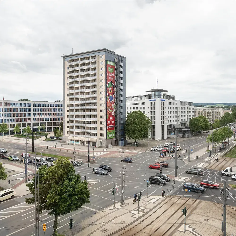 Kreuzung Bahnhofstraße/Brückenstraße aus Sicht vom SMAC