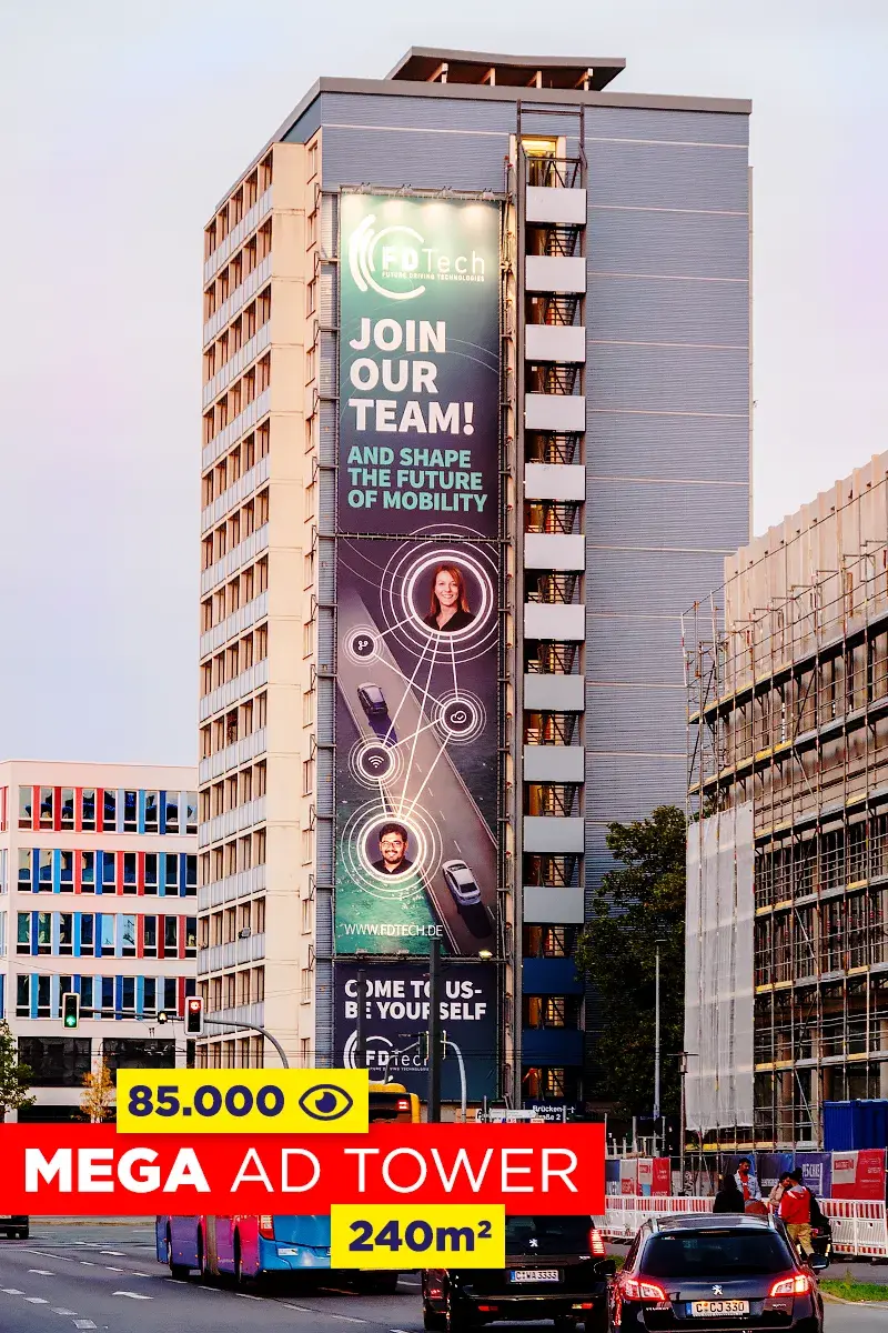 Riesenposter am MEGA Ad Tower FD Tech GmbH