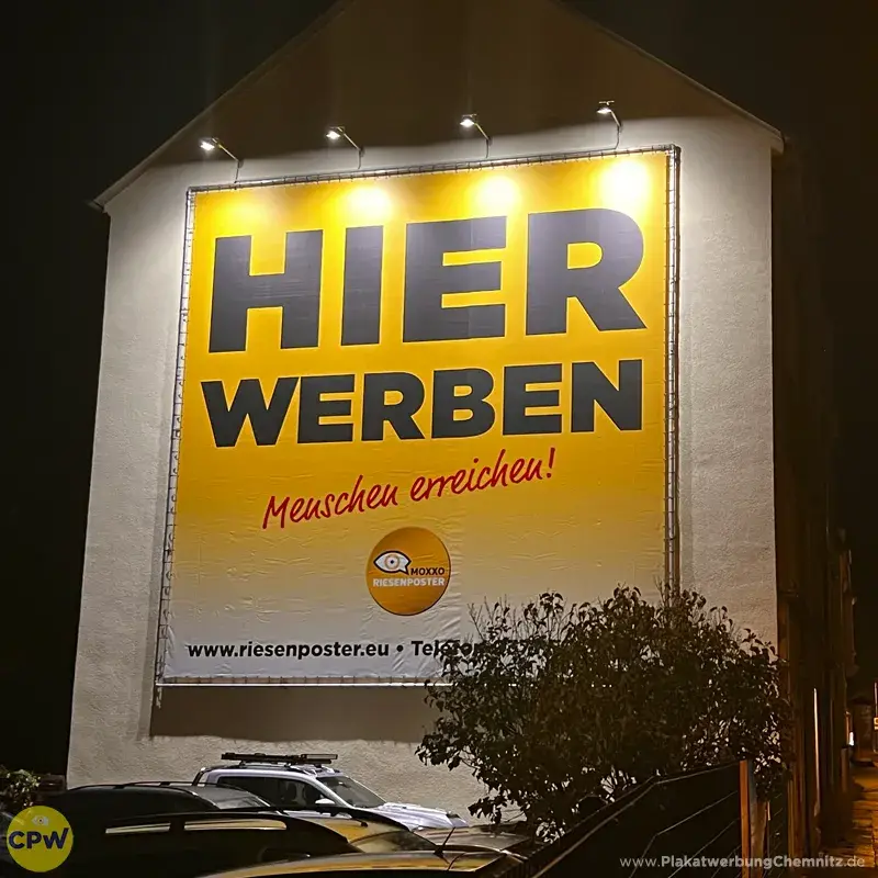 Eigenwerbung - Riesenposter am 64 qm großen Außenwerbestandort ZWICKE in Chemnitz
