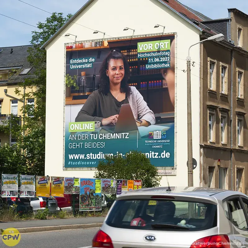 Technische Universität Chemnitz - Riesenposter am 64 qm großen Außenwerbestandort ZWICKE in Chemnitz