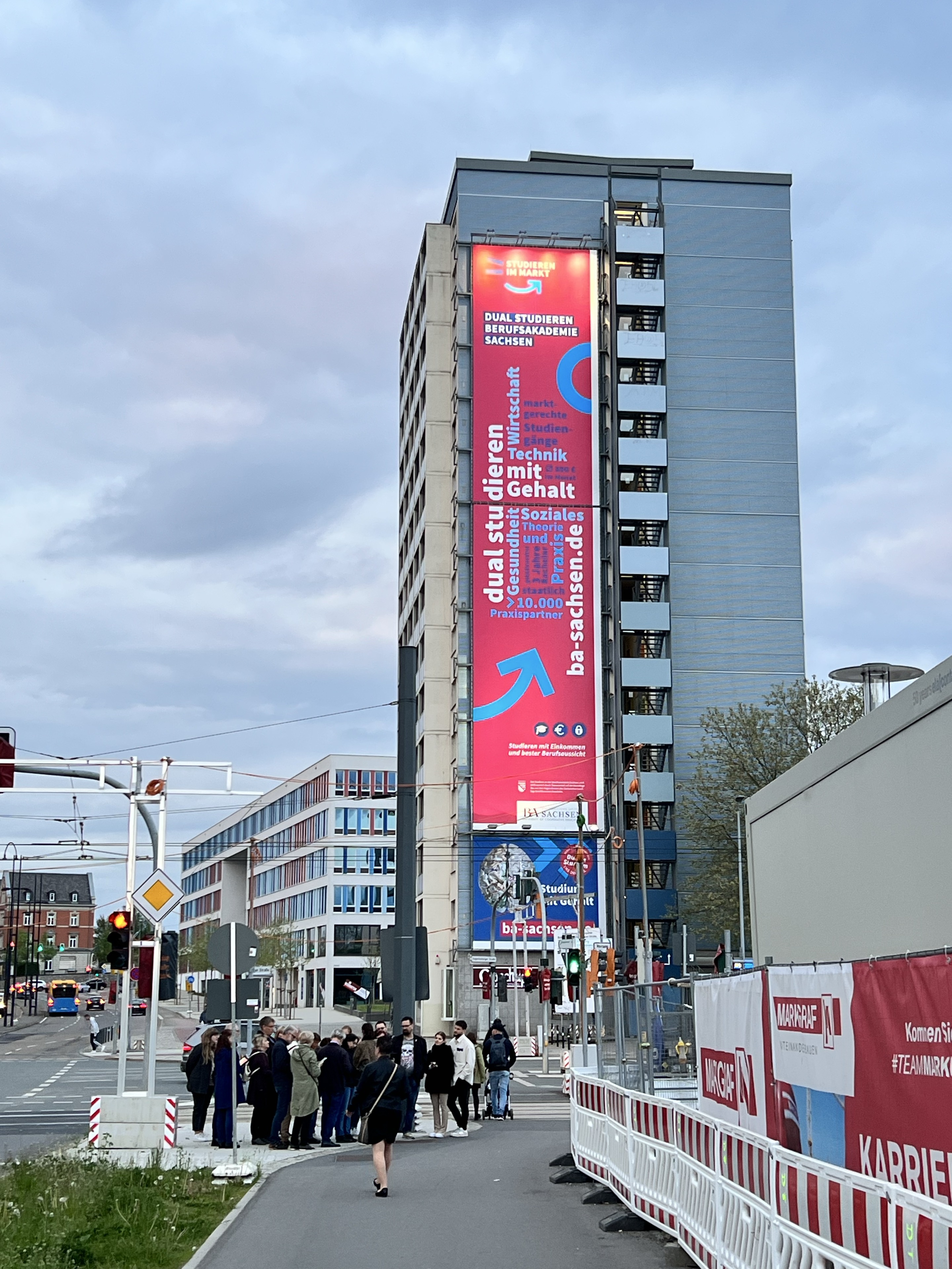 Berufsakademie-Sachsen-Riesenposter am MEGA