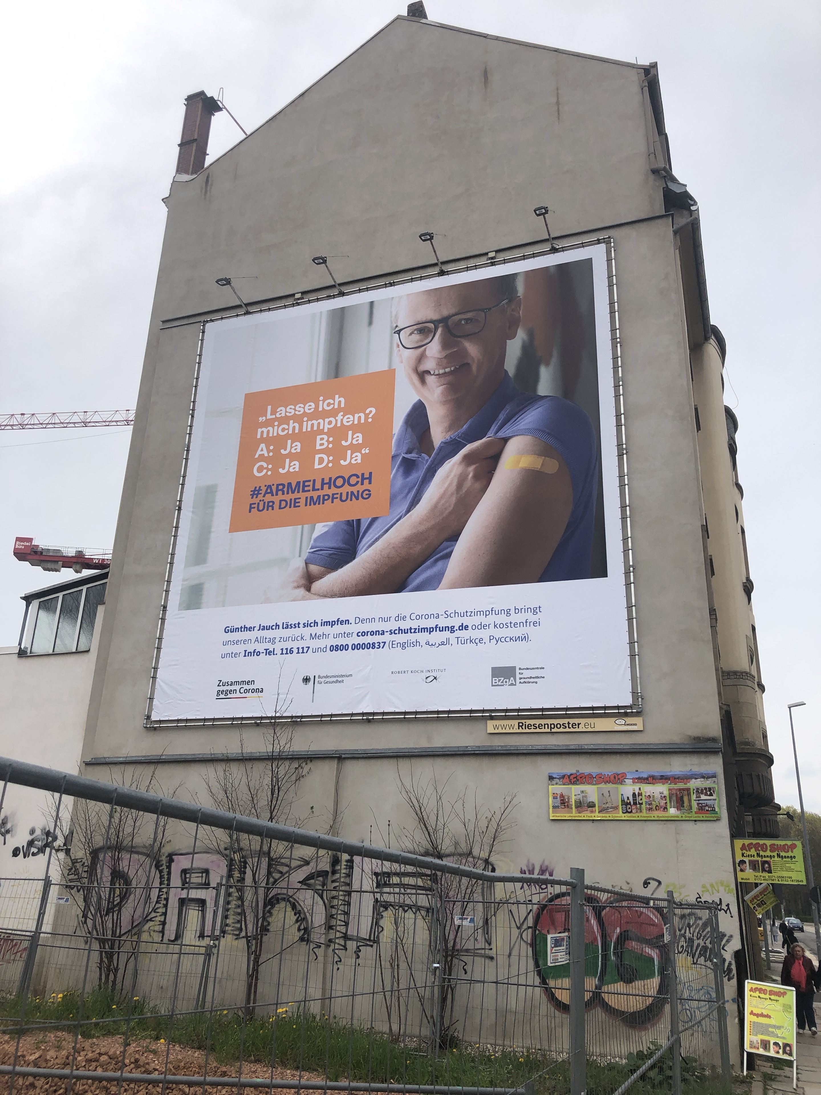 Ärmelhoch-Plakat mit Günther Jauch am HARTI
